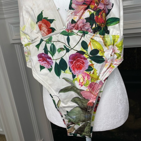 Rococo Sand Beaded Floral One Piece Swimsuit
Floral Swimsuit - Picture 6 of 13